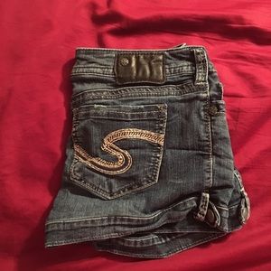 Silver jean shorts size 28